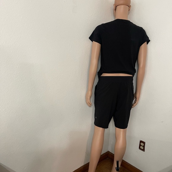 Men"s lululemon Pace Breaker-Short Lined-Size S -Black- Good Condition - Picture 3 of 16